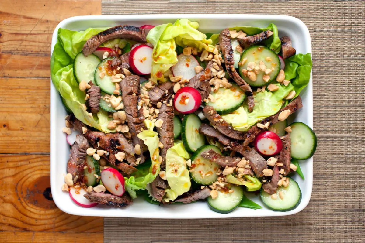Healthy Grilled Mexican Steak Salad